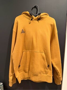 Nike ACG Men's over sized Ochre Hoodie